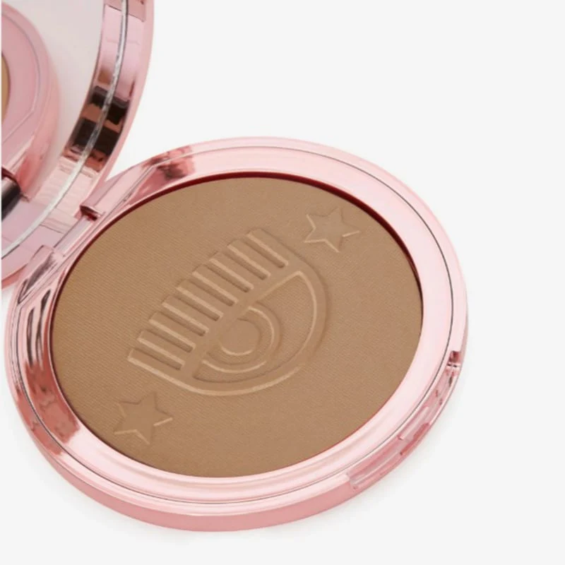 Chiara Ferragni Highlighting Bronzer - Image 3