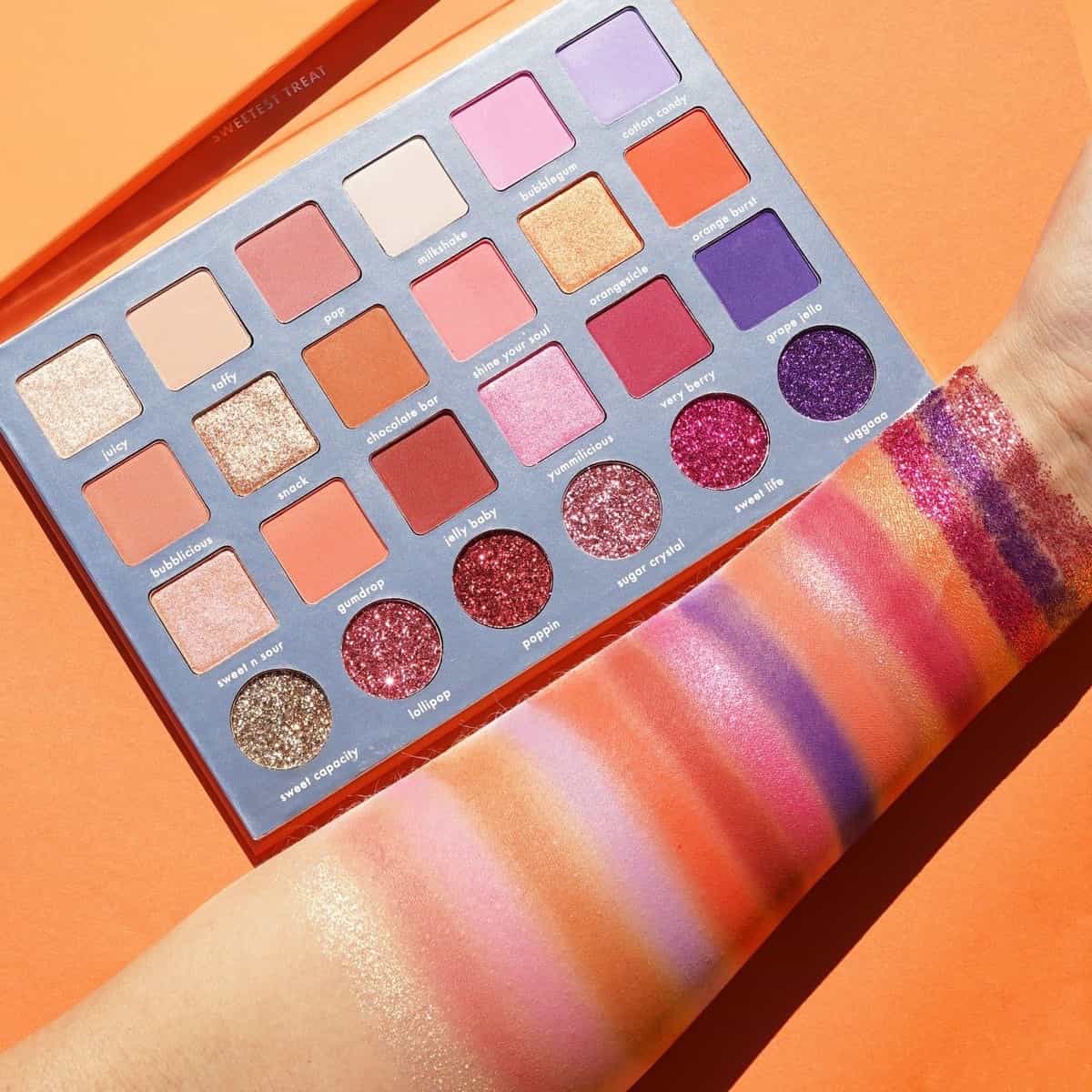 Eyeshadow Palette - 24 shades - Image 2