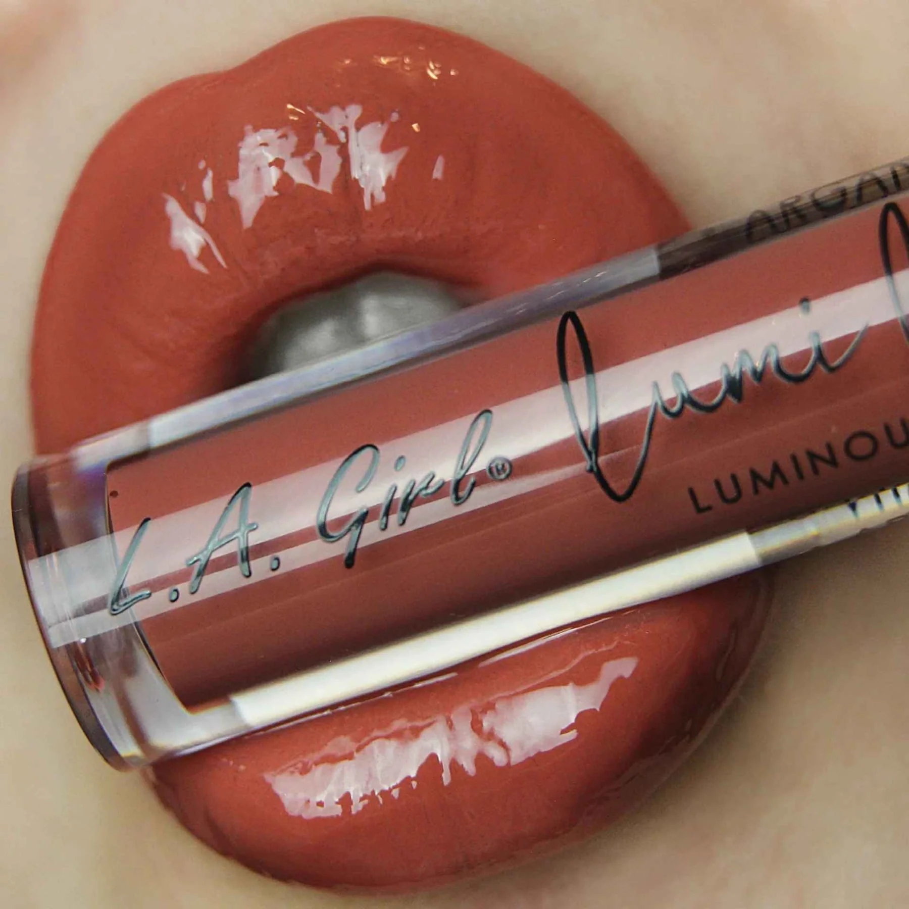 La Girl Lumilicious Luminous Lipgloss - Image 10