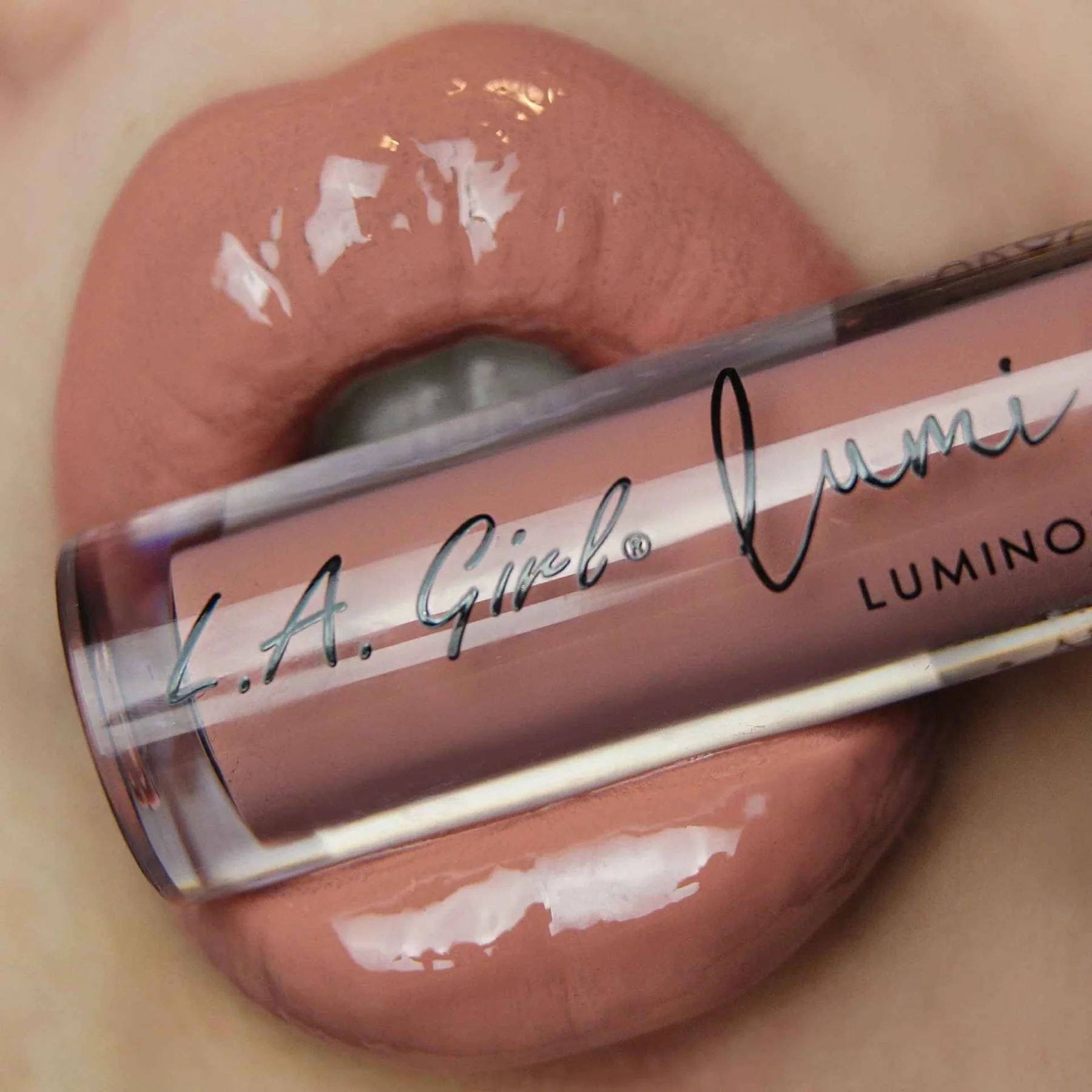 La Girl Lumilicious Luminous Lipgloss - Image 4