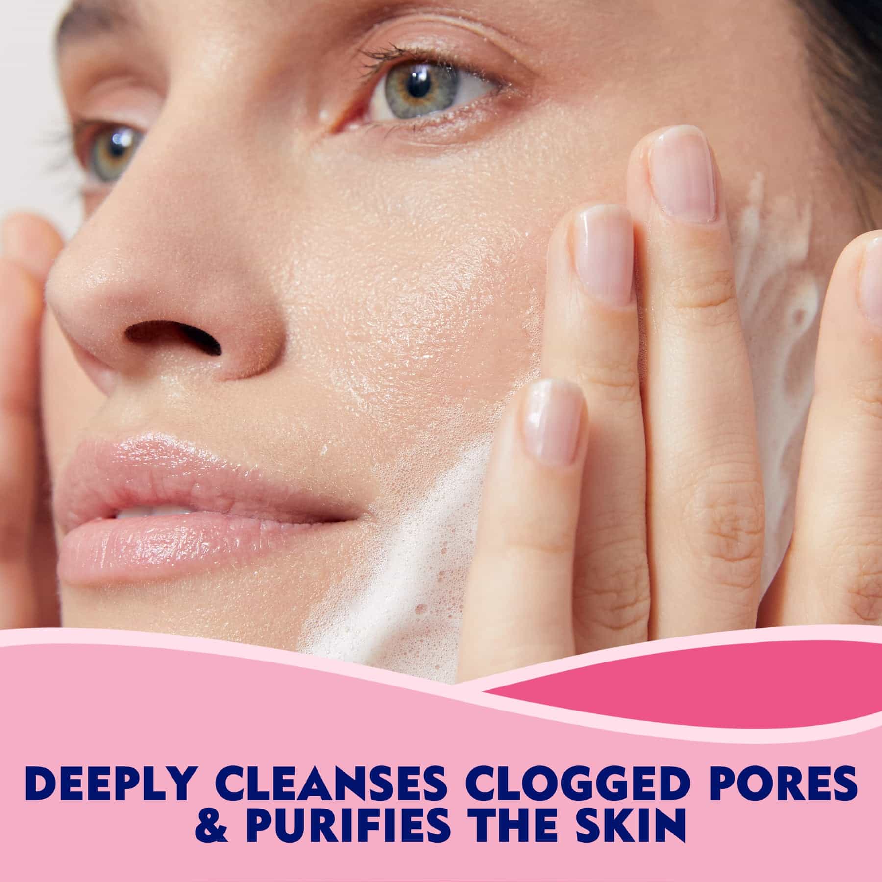 Nivea Rose Care Deep Cleansing Daily Scrub 150ml - Image 3