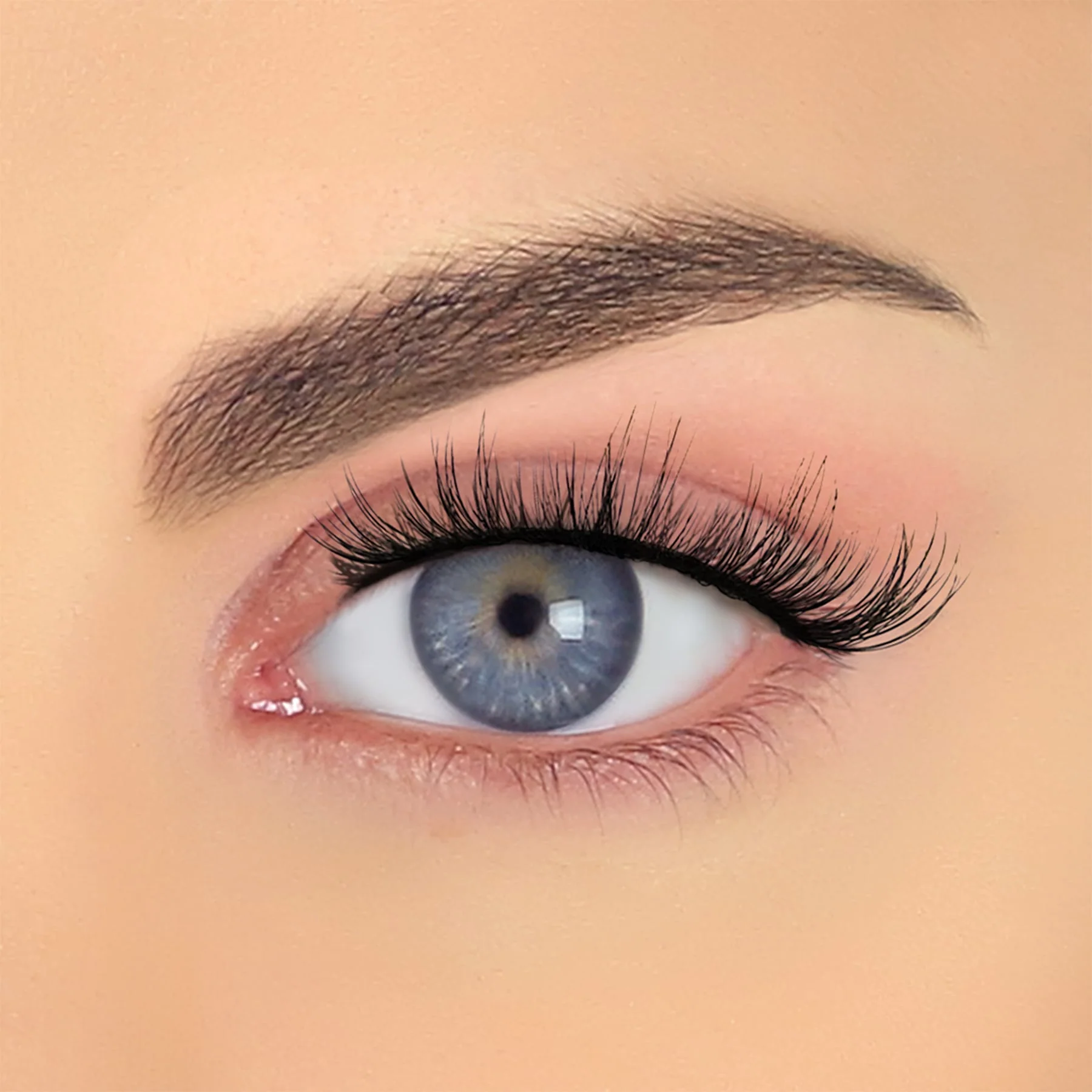 Pinky Goat Pre-Glued Violet False Eyelashes 1 pair - Image 3