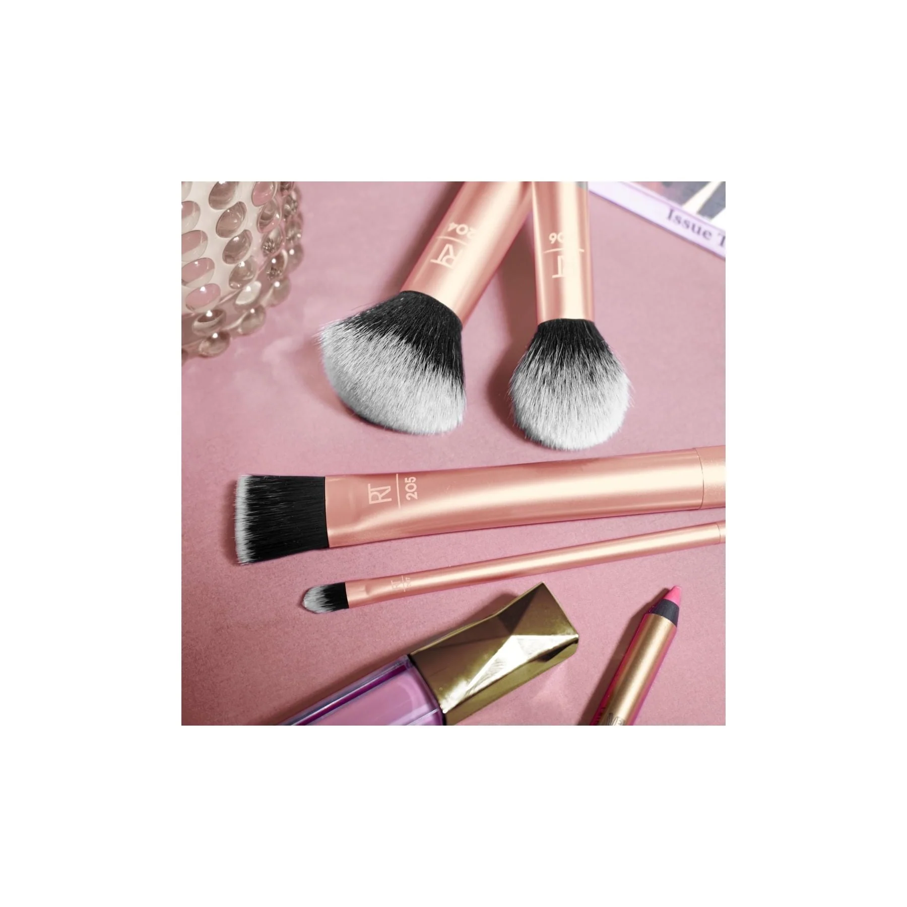 Real Techniques Flawless Base Brush Kit 5pc - Image 4