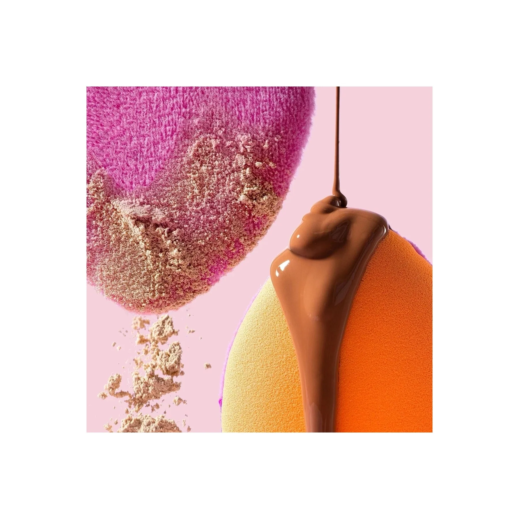 Real Techniques Miracle 2-in-1 Powder Puff - Image 10