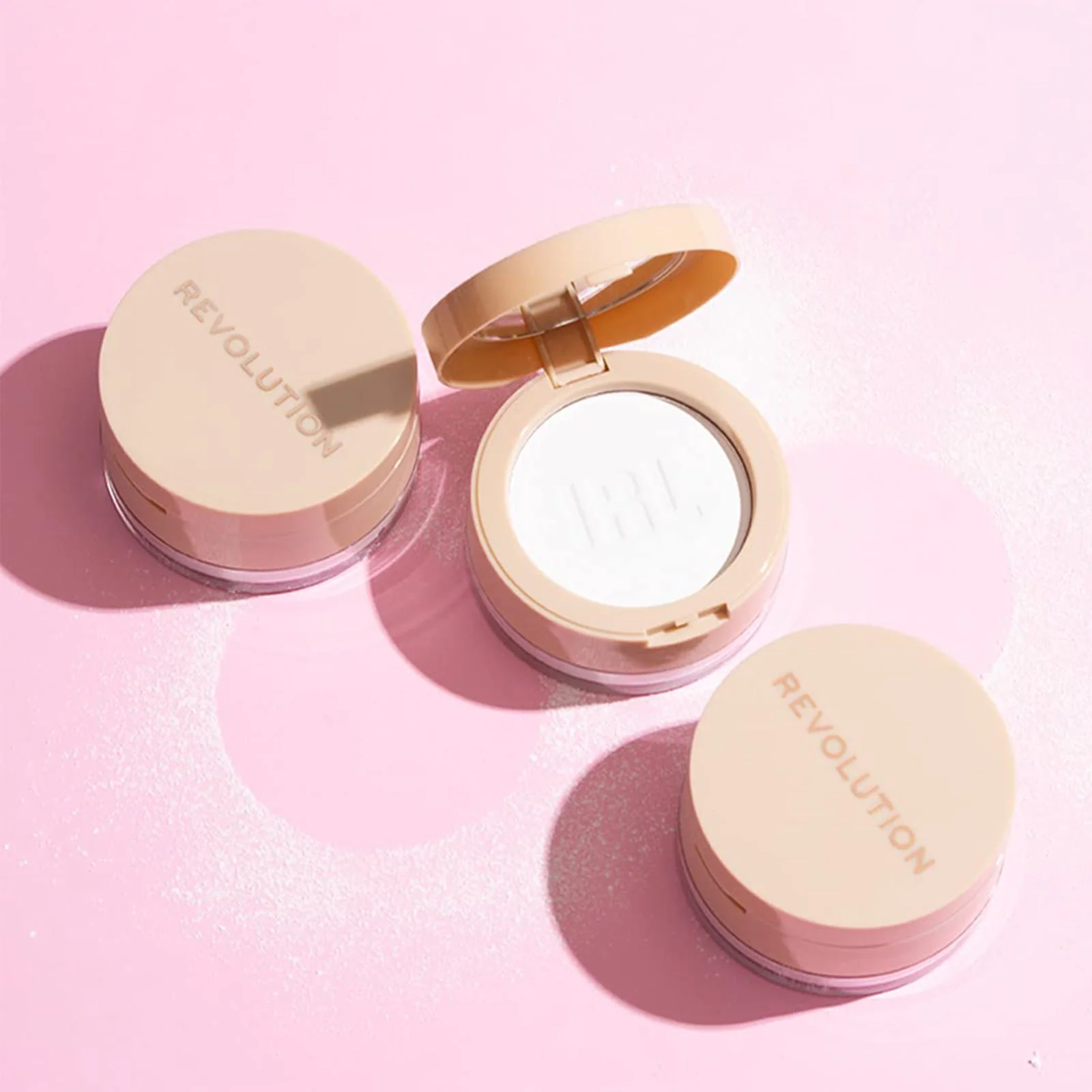Revolution IRL Soft Focus 2-in-1 Powder Translucent 13g - Image 2