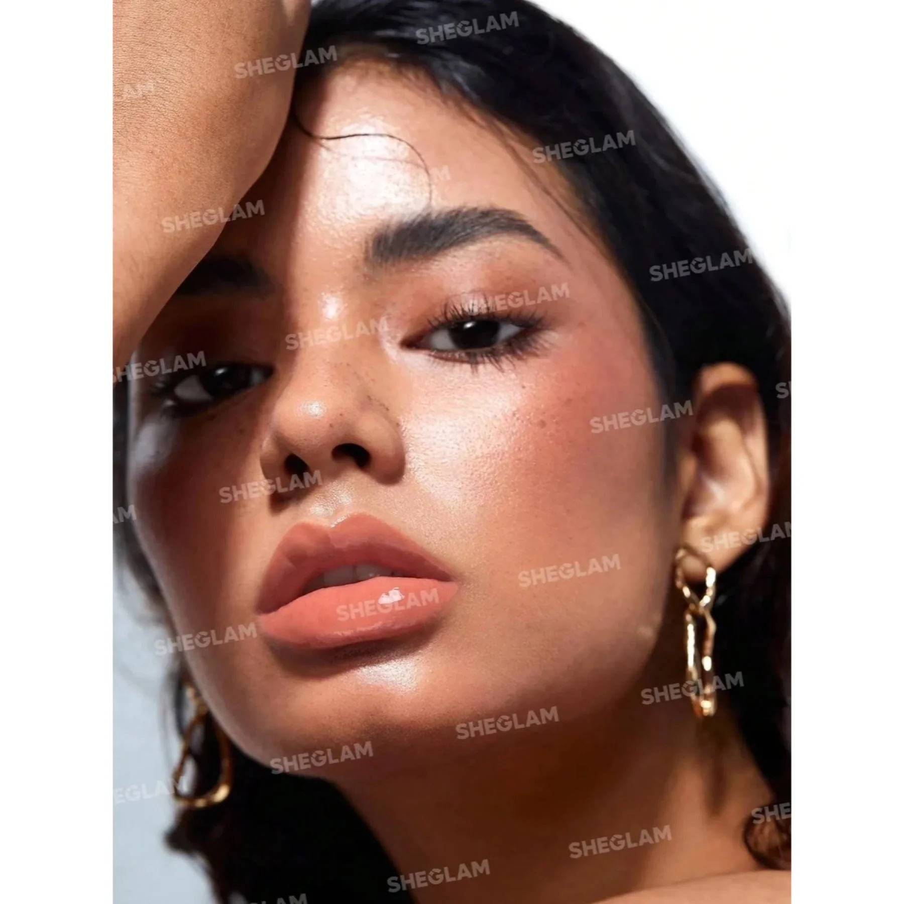 Sheglam Pout-Perfect Shine Lip Plumper - Image 22