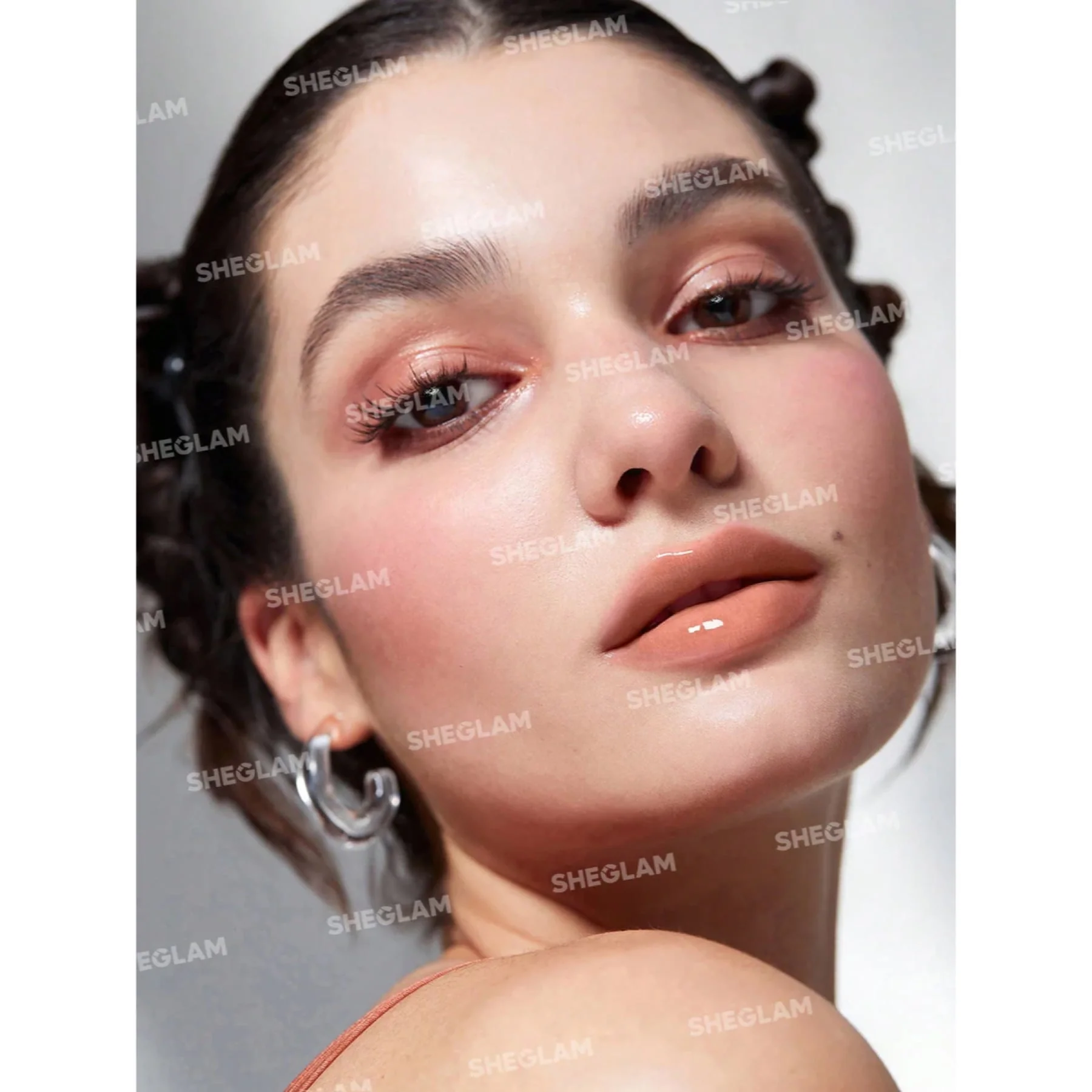 Sheglam Pout-Perfect Shine Lip Plumper - Image 32