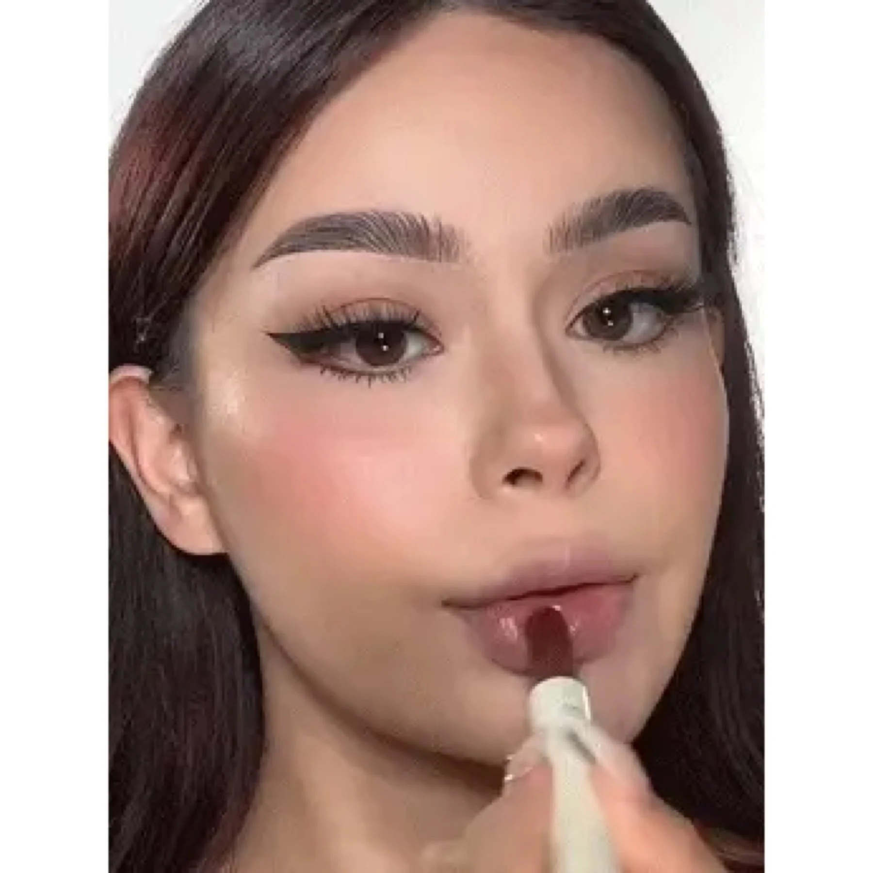 Sheglam Pout-Perfect Shine Lip Plumper - Image 43